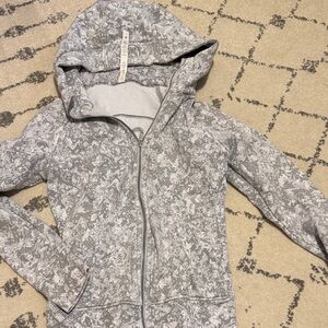 Lululemon Gray Patterned Zip-Up Hoodie
